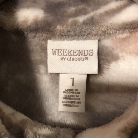 Ultra Soft Weekends by Chico’s Pullover - Picture 2 of 6
